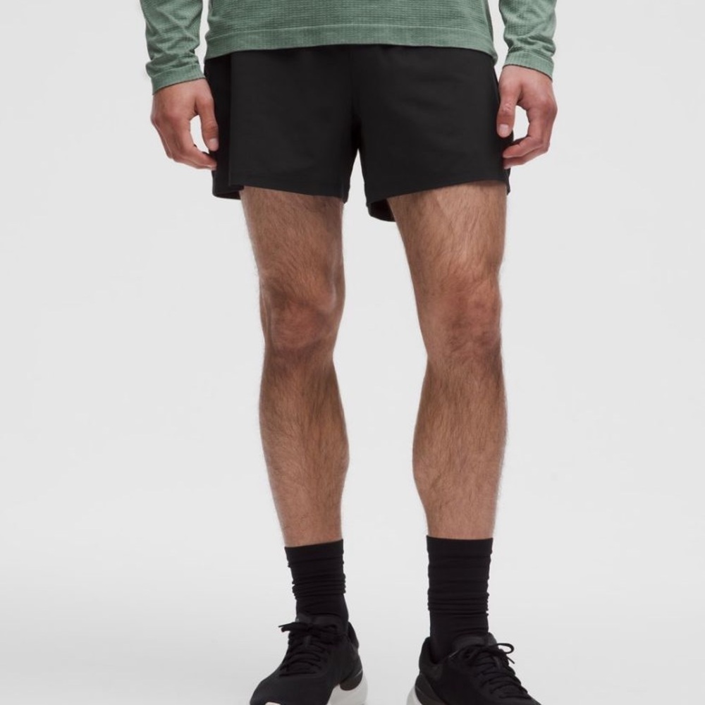 Men’s medium lululemon Pace Breaker Lined Black Shorts